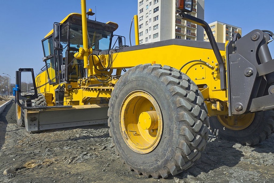 A Guide To Purchase Reliable Road Construction Equipment