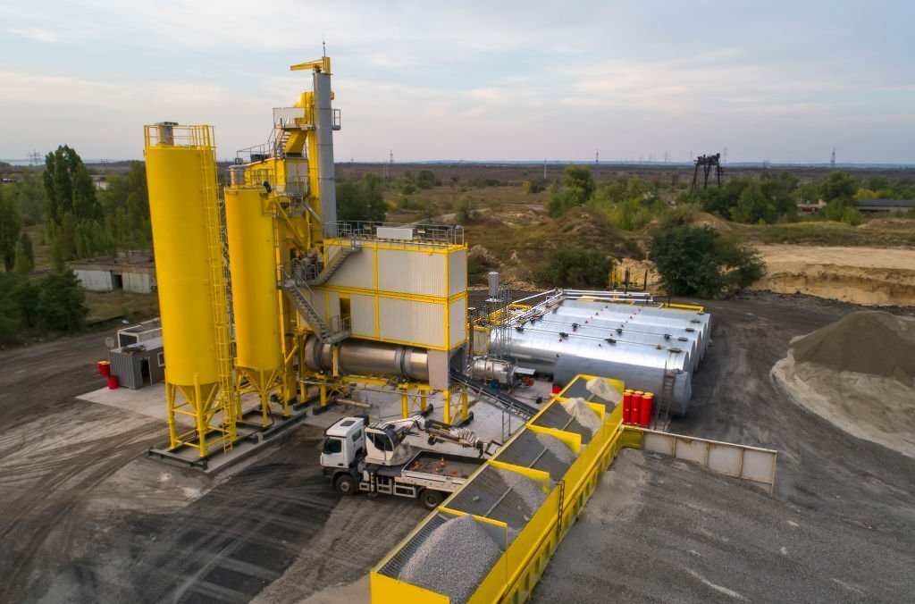 How Does An Asphalt Drum Mix Plant Function?