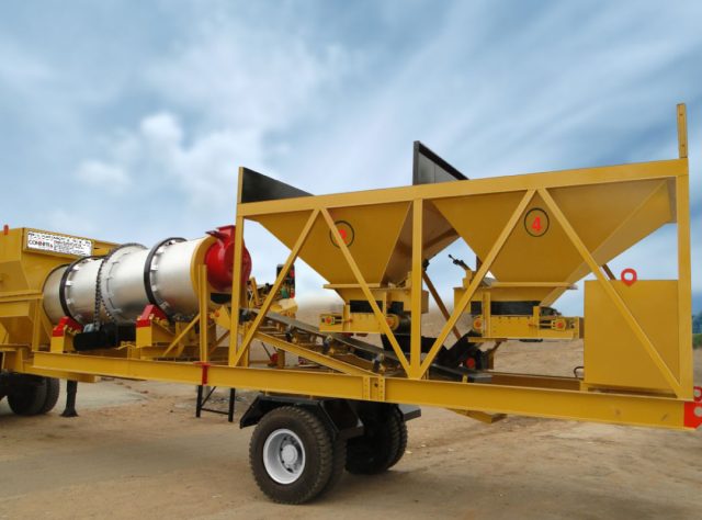 MDM-25-Mobile-Four-Bin-Feeder-Kenya