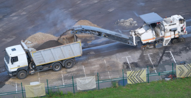 Asphalt Recycling Machine - Construction Equipment