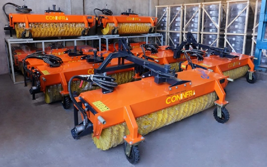 Why Choose Coninfra’s Sweeper for Cleaning Projects